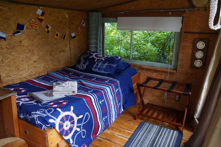 Nauti Otter Inn and Yurt Village
