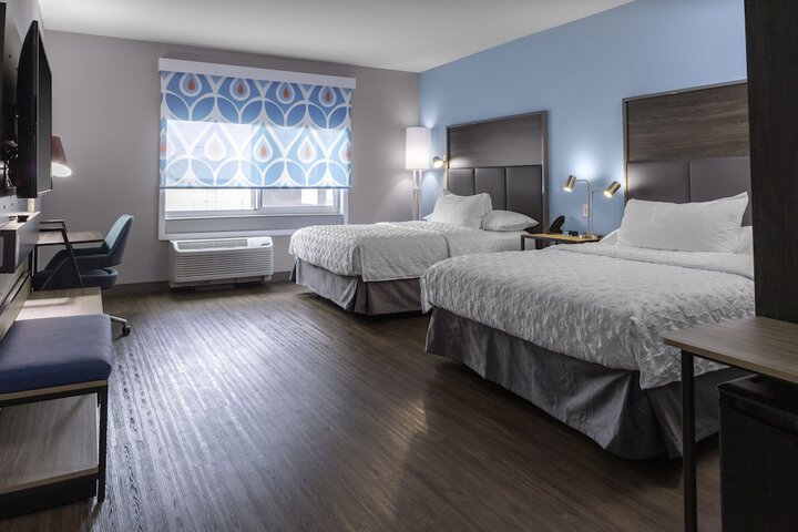 Room 8 of 22