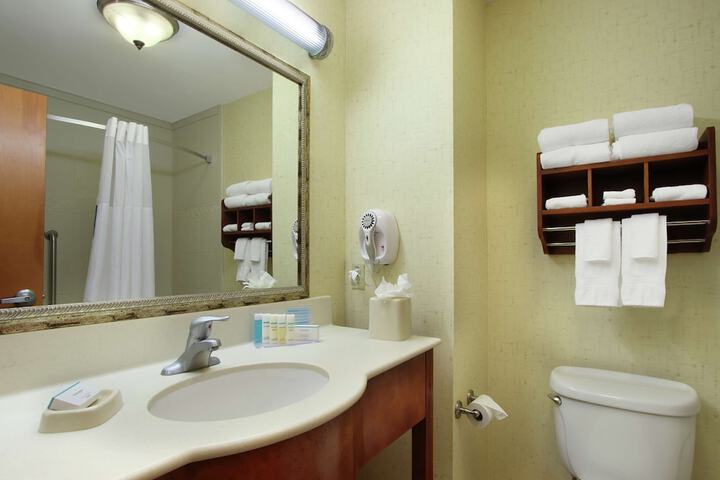 Room 34 of 68