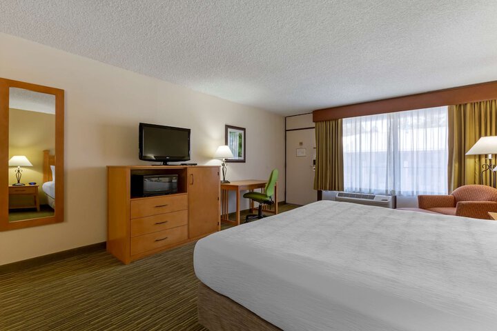 Room 21 of 44