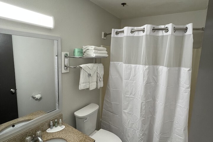 Room 34 of 36