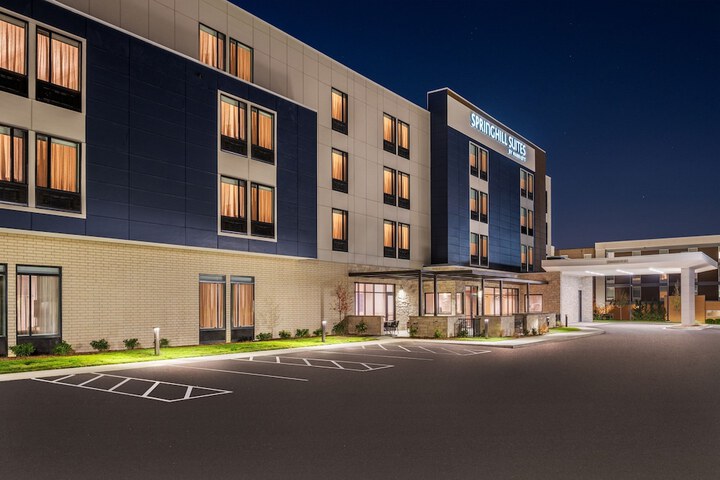 Springhill Suites by Marriott Menomonee Falls