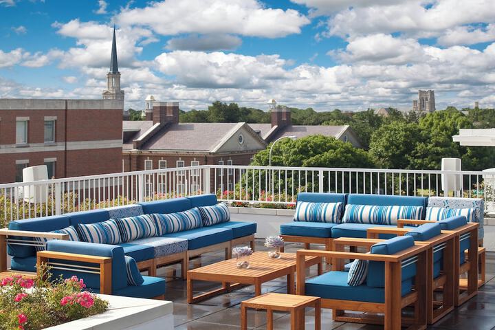 Terrace/Patio 33 of 38
