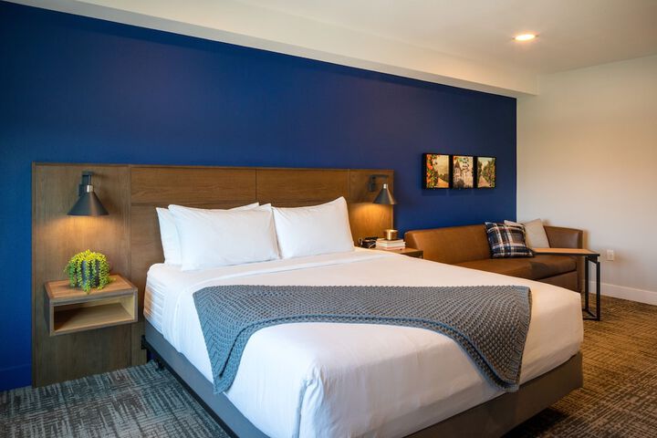 Room 21 of 44