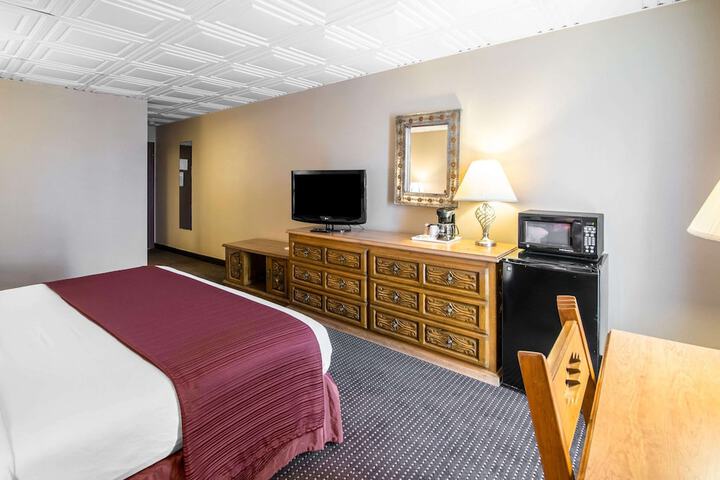 Room 19 of 52