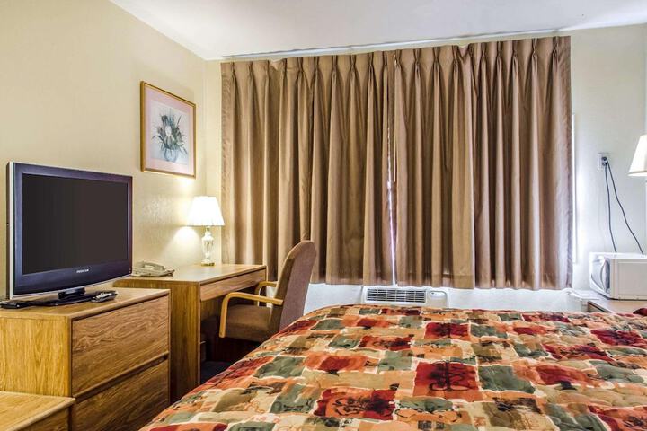 Room 31 of 34