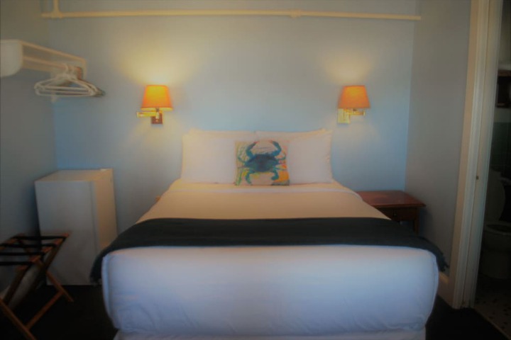 Room 20 of 63