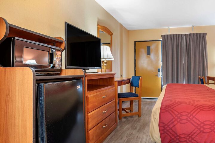 Room 16 of 20