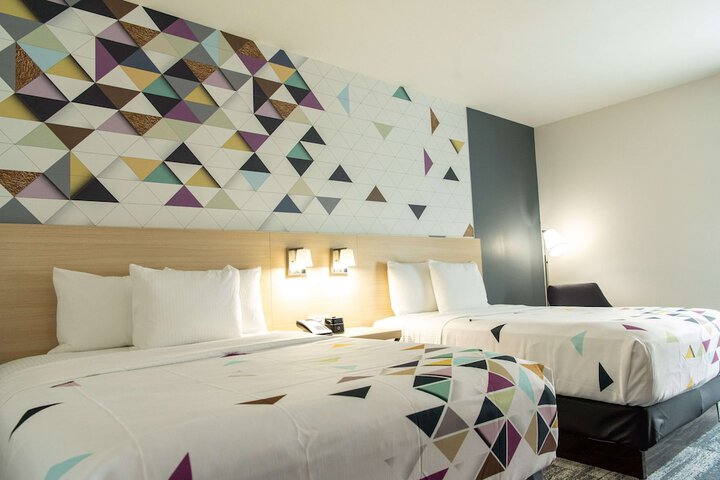 Room 13 of 20