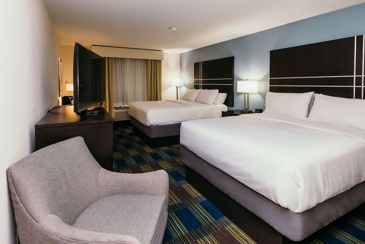 La Quinta Inn & Suites by Wyndham Ankeny IA - Des Moines IA