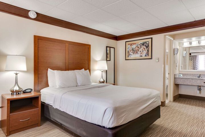 Room 29 of 57