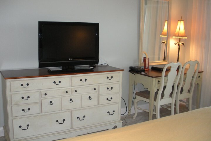 Room 17 of 179
