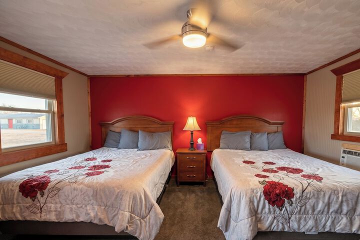 KJs Inn and Suites by OYO Gettysburg U.S. Hwy 212