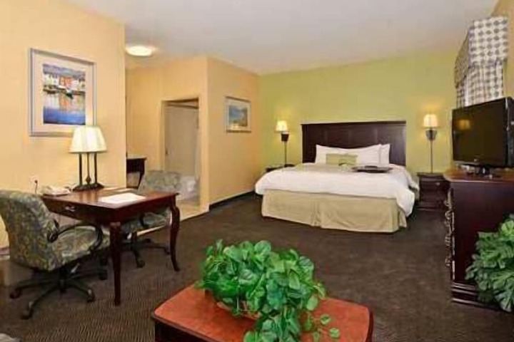 Hampton Inn & Suites Nacogdoches