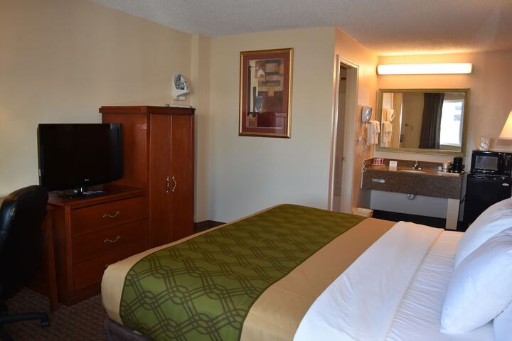 Room 11 of 39