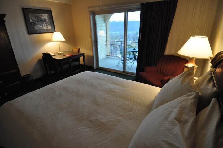 Room 19 of 35