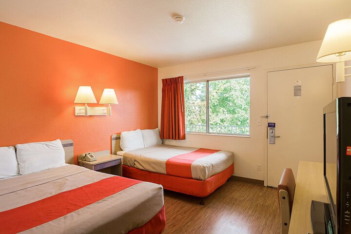 Motel 6 Laramie WY