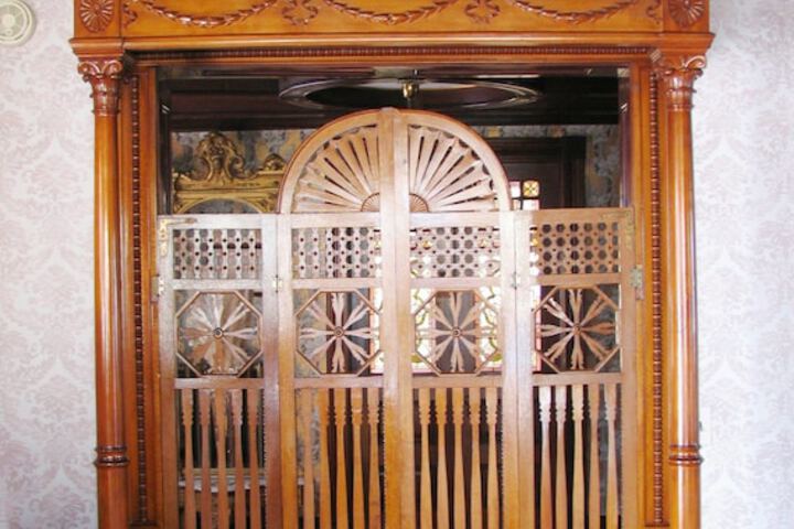 Ballroom/Hall 39 of 42