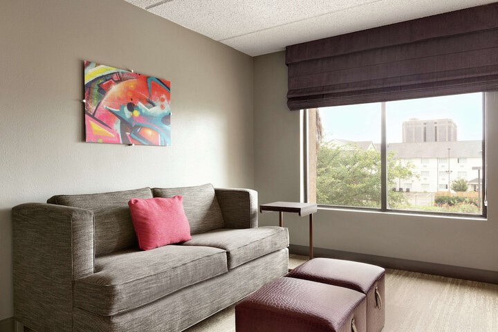 Room 17 of 42
