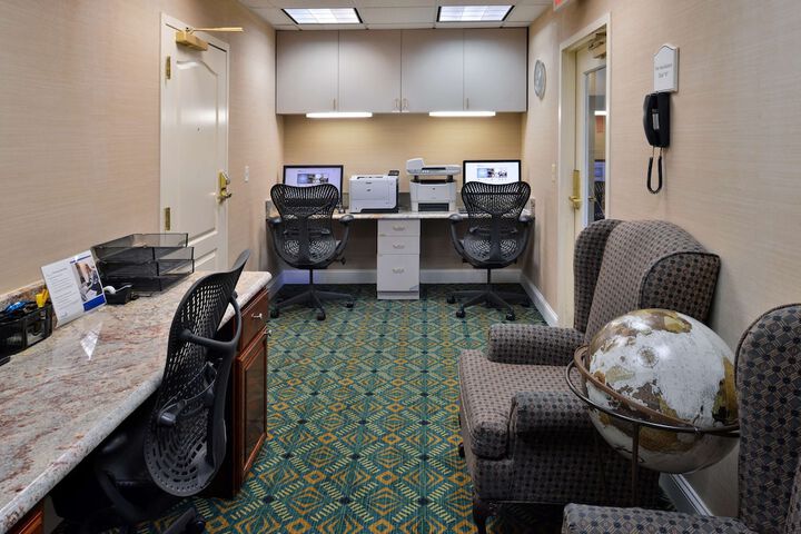Business Center 40 of 40