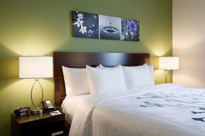 Room 21 of 72