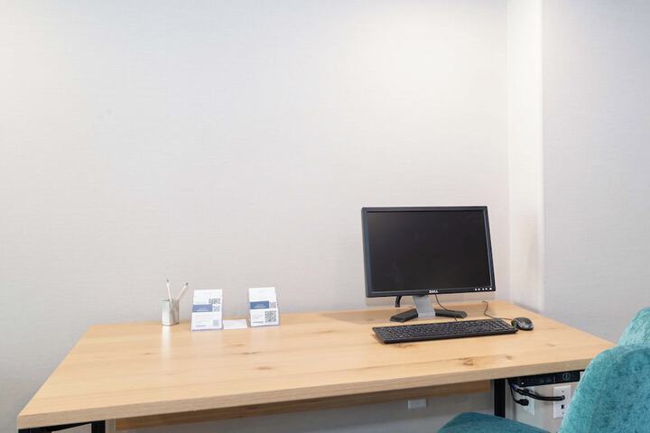 Business Center 46 of 46