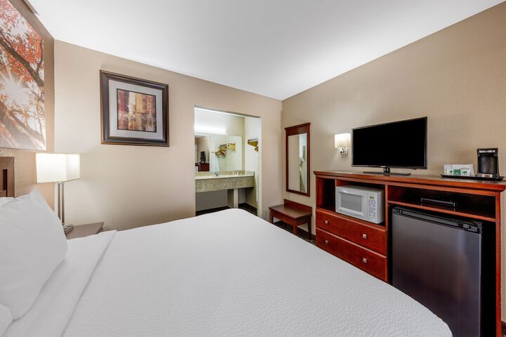 Room 20 of 26