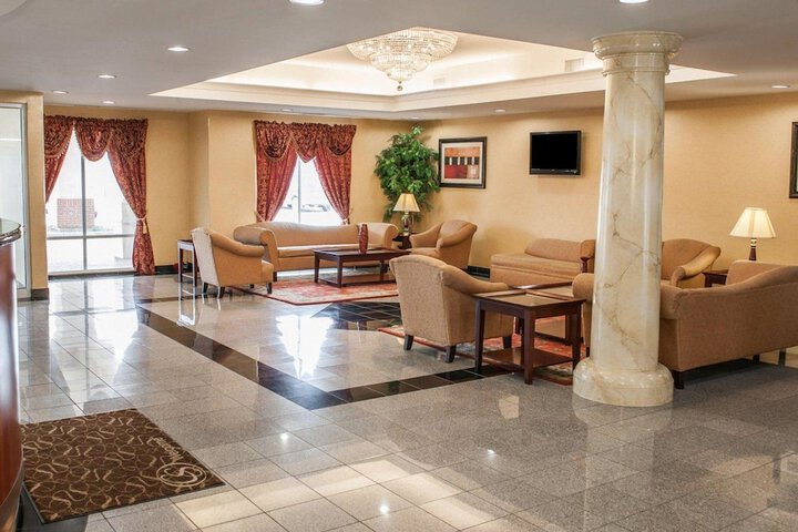 Hotel Interior 11 of 42