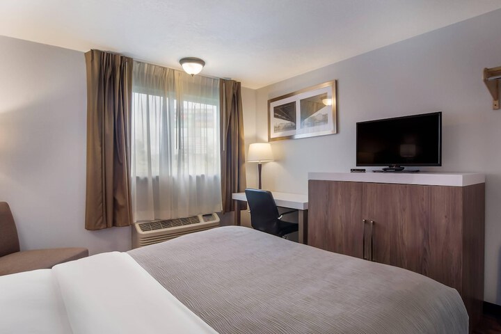 Quality Inn & Suites Silverdale Bangor - Keyport