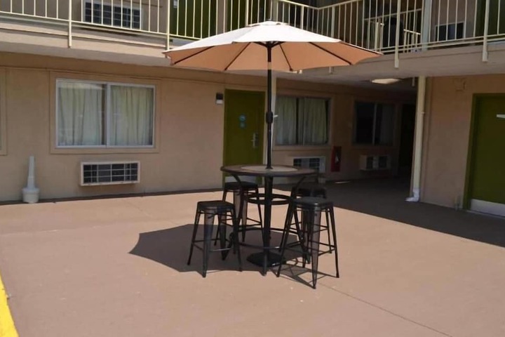 Terrace/Patio 15 of 17