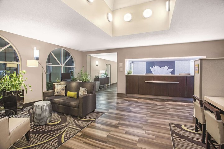 Hotel Interior 10 of 42