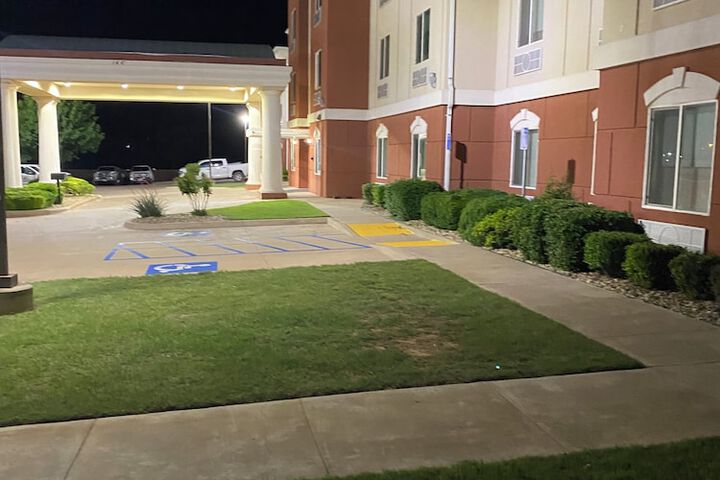 Holiday Inn Express & Suites Snyder by IHG