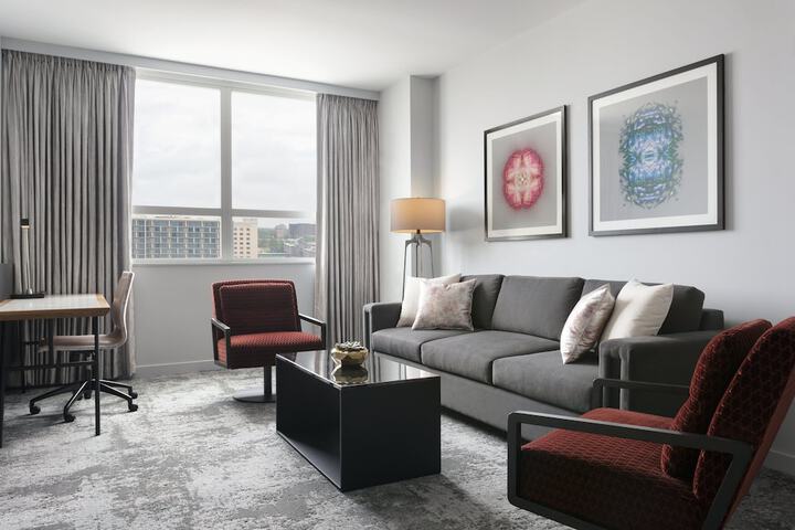 Loews Chicago OHare Hotel