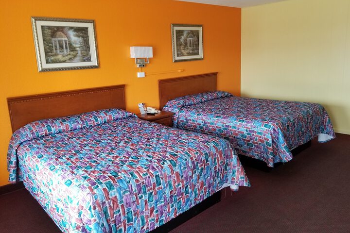 Room 28 of 34