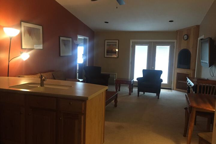 Room 32 of 53