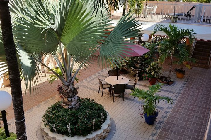 Hotel Exterior 48 of 48