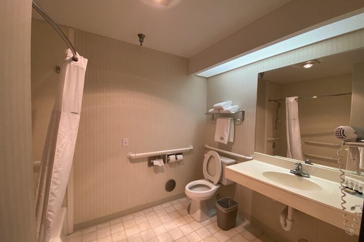 Room 41 of 53
