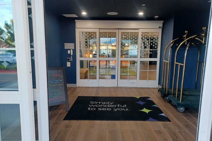 Spark by Hilton Redlands