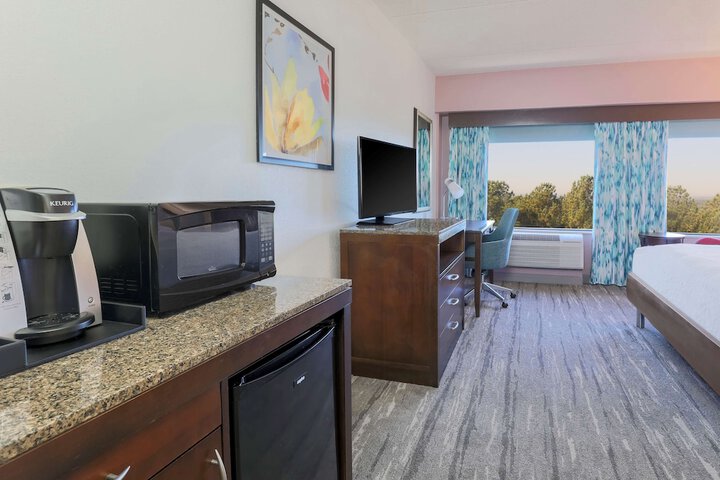 Room 16 of 44