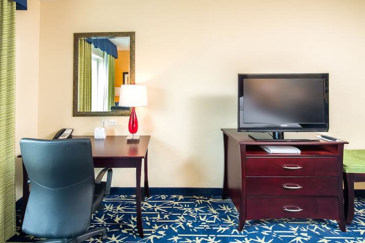Holiday Inn Express Hotel & Suites Orlando - Apopka by IHG