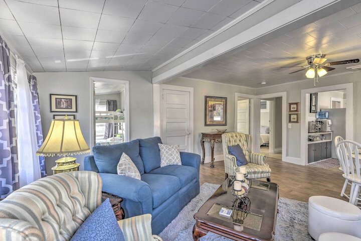 Crescent City Apartment w / Easy Lake Access!
