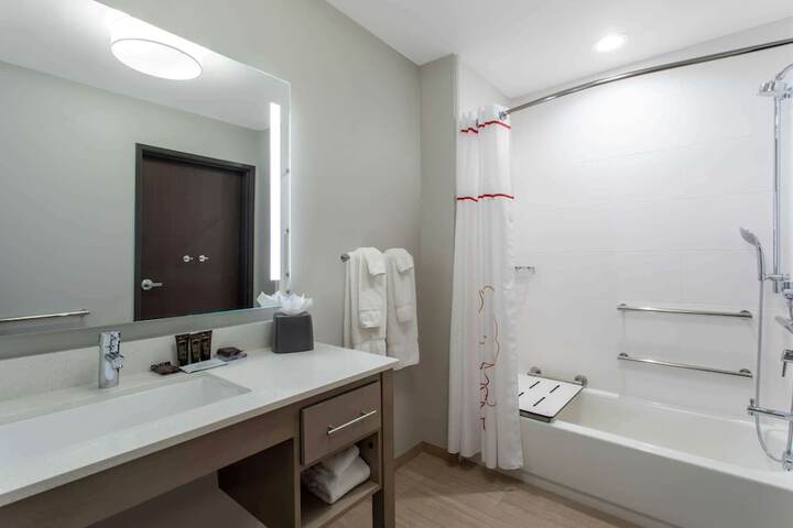 Hawthorn Extended Stay by Wyndham Loveland