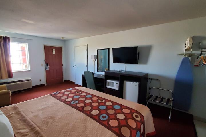 Room 20 of 40