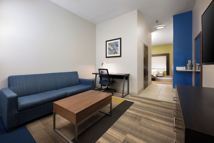 Room 29 of 90