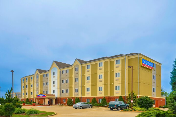 Hotel 2 of 30