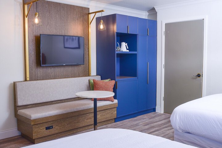 Room 17 of 20
