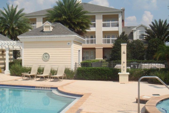 Sundeck 16 of 20