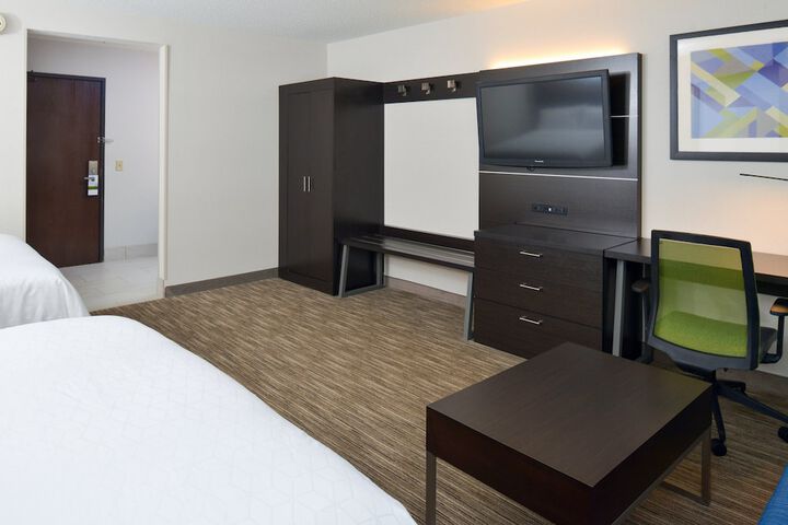 Room 15 of 52