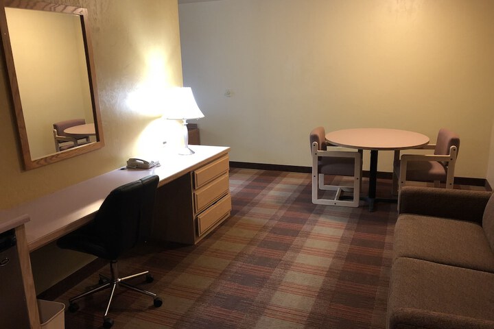 Super 8 by Wyndham Kennewick