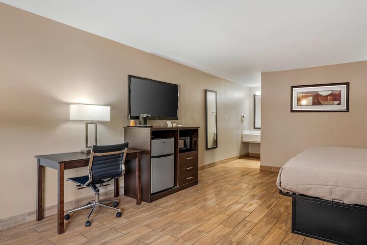 Quality Inn & Suites New Boston - Texarkana West